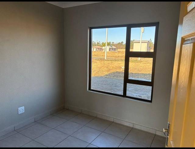 2 BEDROOM HOUSE FOR SALE IN REIGERPARK